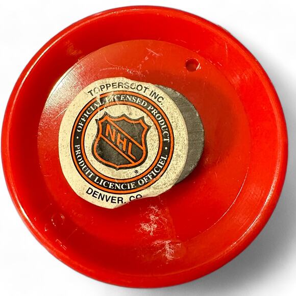 Vintage Detroit Red Wings 1997 Stanley Cup Champions Magnet (Plastic) - Picture 2 of 2